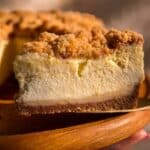 Apple Cheesecake Buns with Crumble Topping Recipe