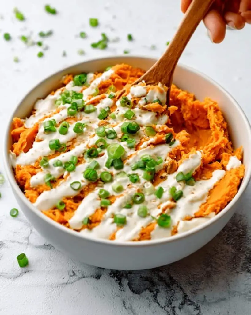 Buffalo Chicken Cottage Cheese Bowl Recipe
