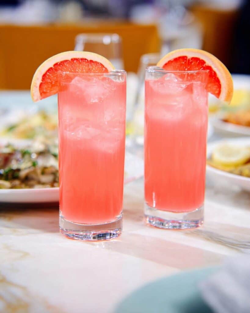 Grapefruit-Sanbitter Spritz: An Italian-Inspired Nonalcoholic Citrus Mocktail Recipe