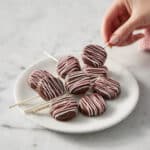 Valentine’s Marshmallow Pops Recipe