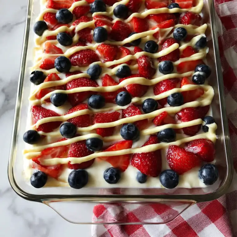 Gâteau de Glacière aux Baies Sans Cuisson Recipe