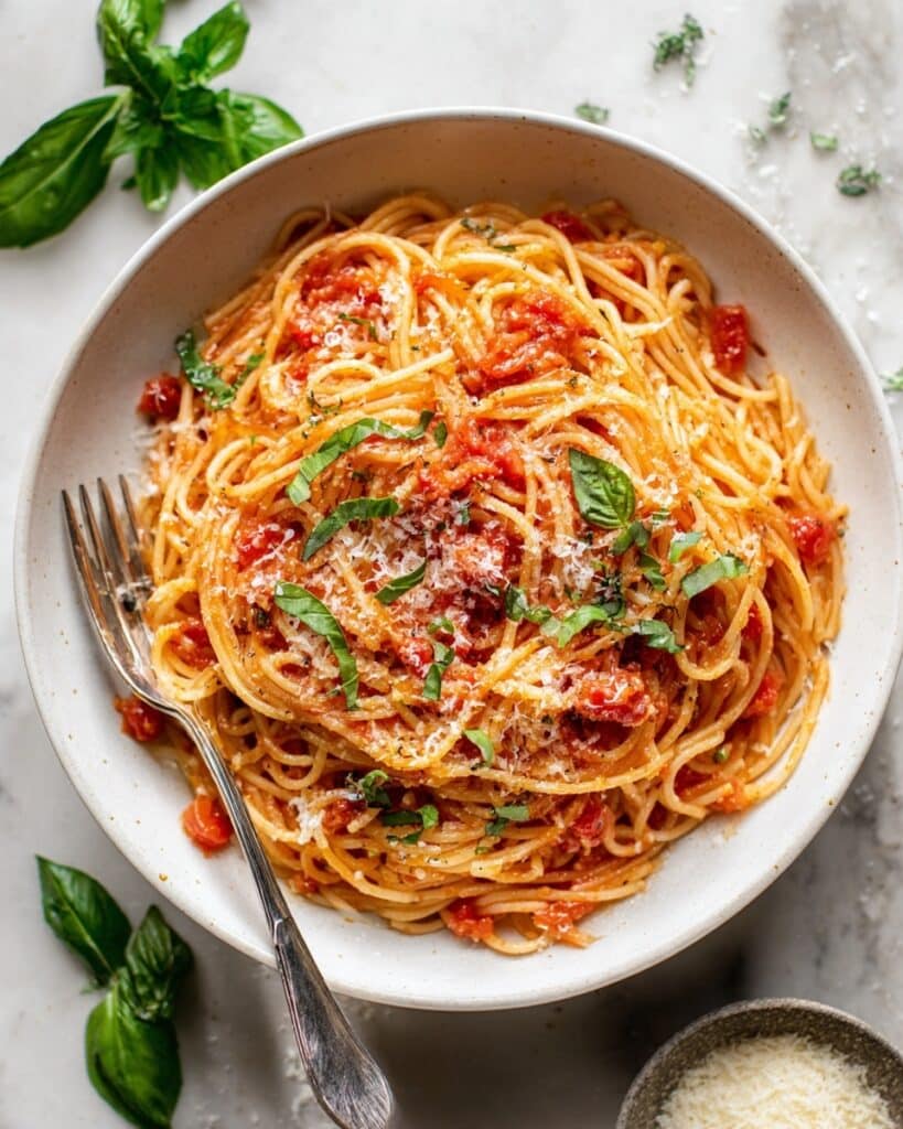 Summer Tomato Sauce Pasta Recipe