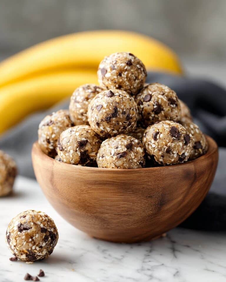 Chunky Monkey Oatmeal Balls: No-Bake Banana Peanut Butter Energy Snacks Recipe